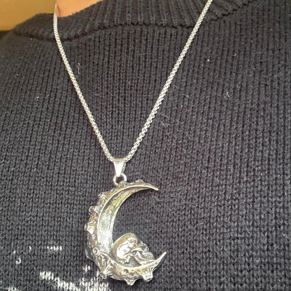 Unbranded Men's Silver and Grey Jewellery - Picture 5 of 6